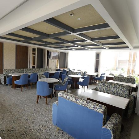 Nirvana Grand Hotel & Resort Gaya Eksteriør billede
